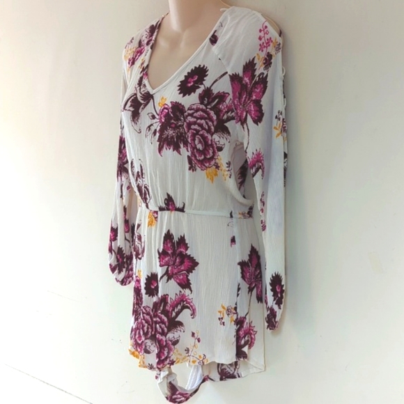 Billabong  Ivory Moonlight Lace-Up Romper - Picture 7 of 15